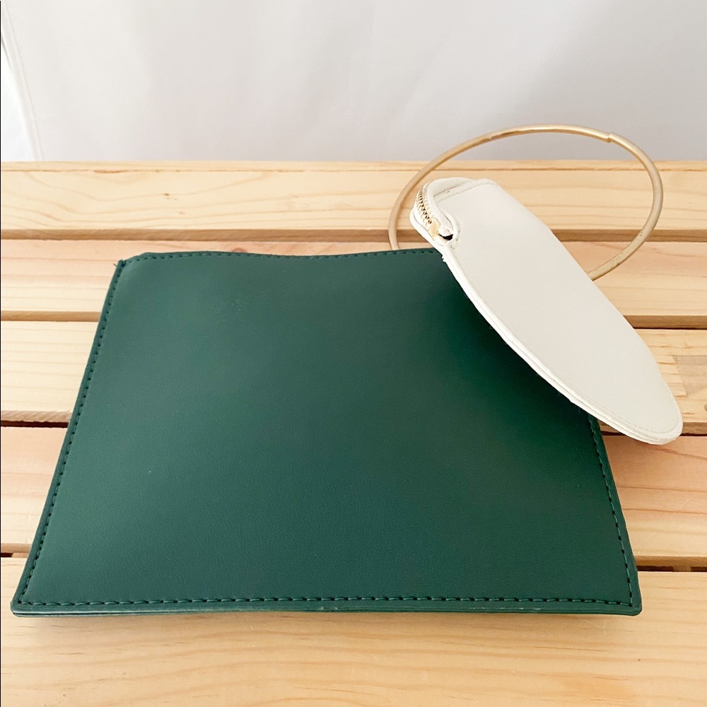 Double Wristlet - Picture 4 of 4